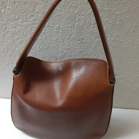 Coach Small Bucket Handbag - Picture 3 of 10